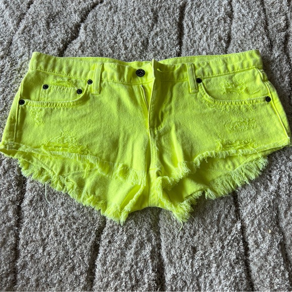 New LF Denim Lime Shorts / Carmar neon shorts - Picture 2 of 5